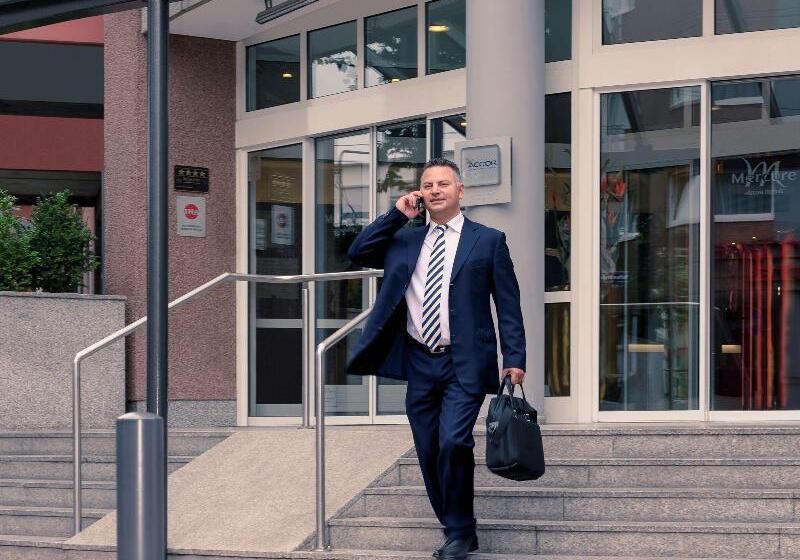 בית מלון כפרי Mercure Residenz Frankfurt Messe