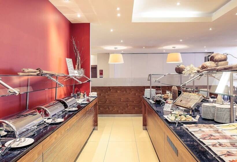 هتل Mercure  Stuttgart Sindelfingen An Der Messe