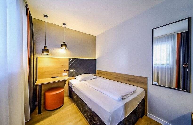 هتل Plaza Inn Rieker Stuttgart Hauptbahnhof