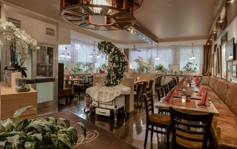 호텔 Restaurant Barbarossahof