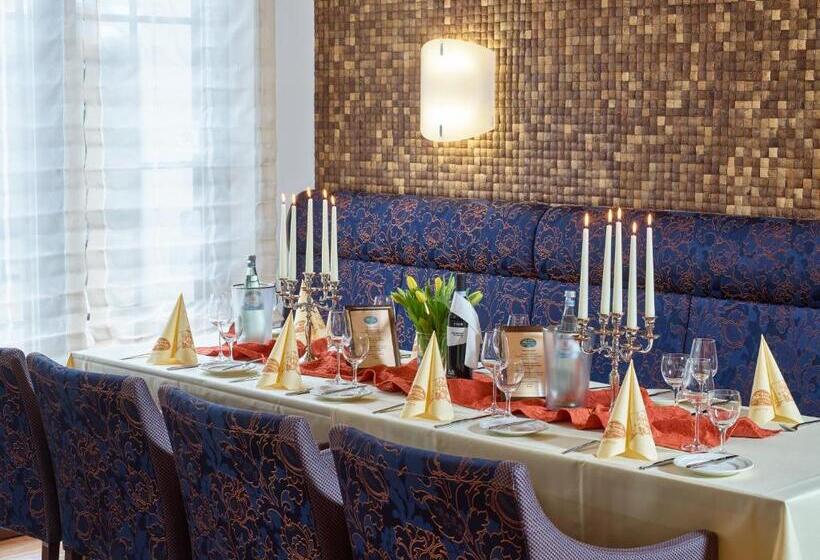 Отель Restaurant Zum Schwan