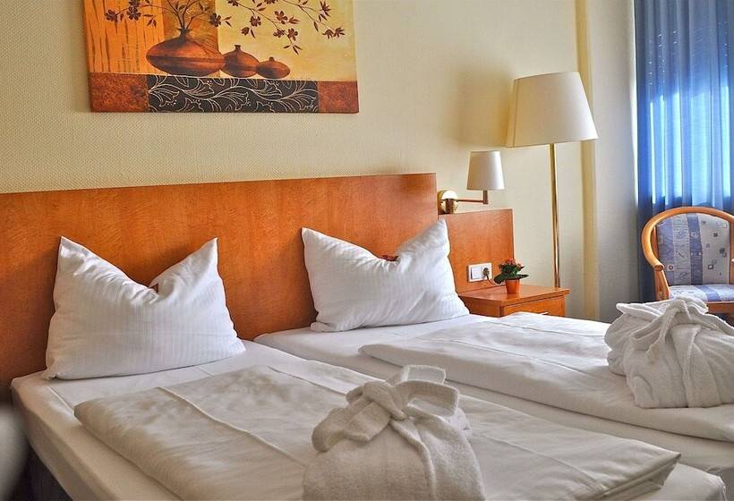 Fotos del hotel Savoy:  9