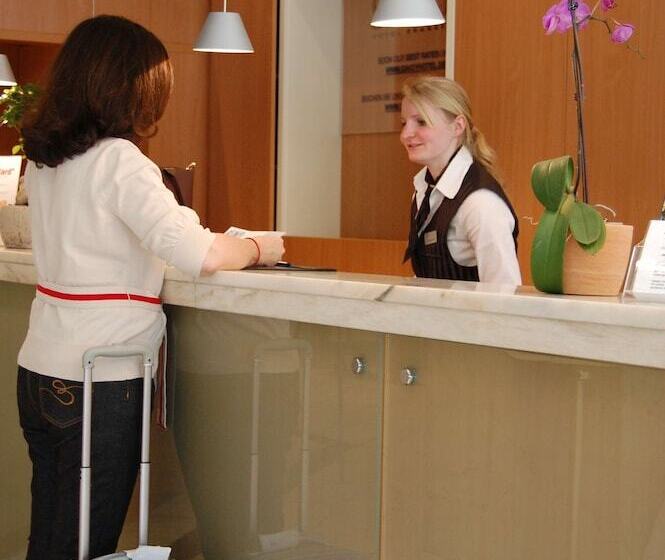 Fotos del hotel Savoy:  16