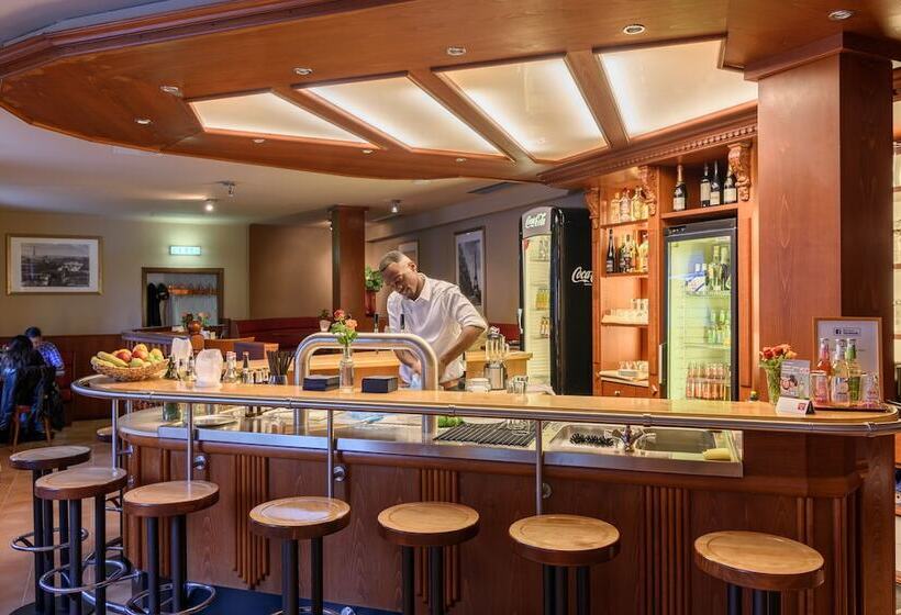 Fotos del hotel Tagungs Höchster Hof:  12