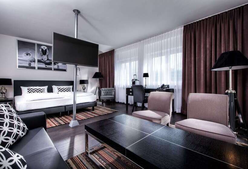 Fotos del hotel Wyndham Stuttgart Airport Messe:  5
