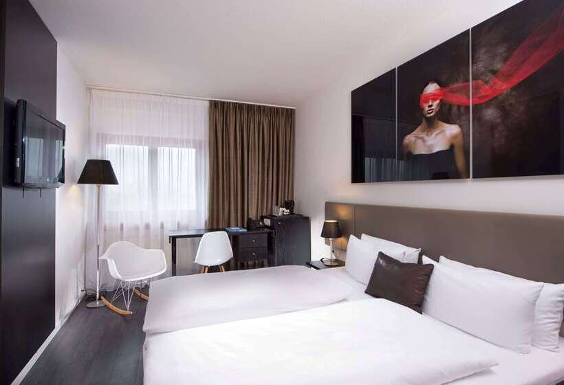 Fotos del hotel Wyndham Stuttgart Airport Messe:  2