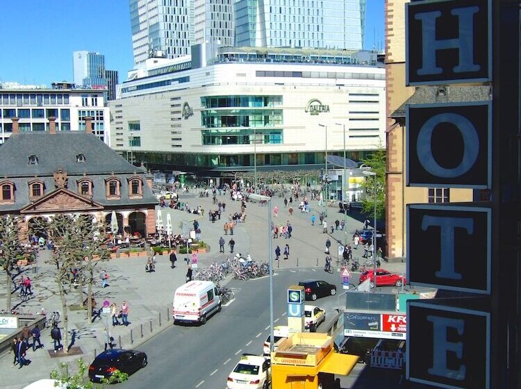هتل Zentrum