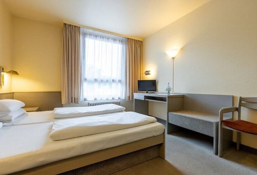 فندق على الطريق Baden Baden