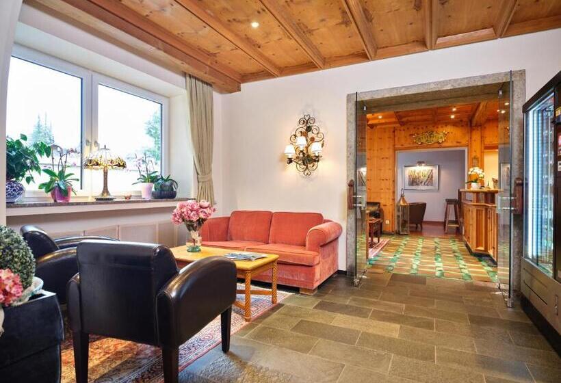 호텔 Zum Turm     Apartments Und Gästezimmer