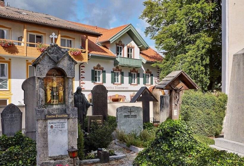 호텔 Zum Turm     Apartments Und Gästezimmer