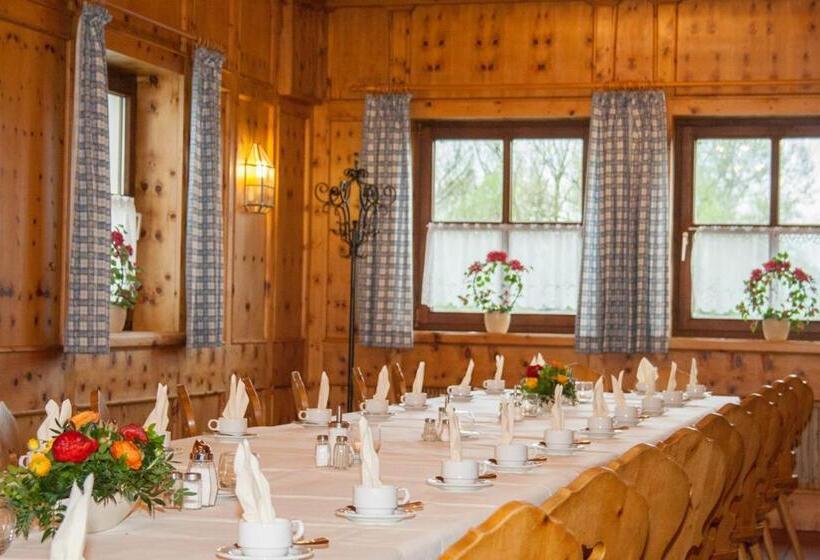 فندق Am Regenbogen