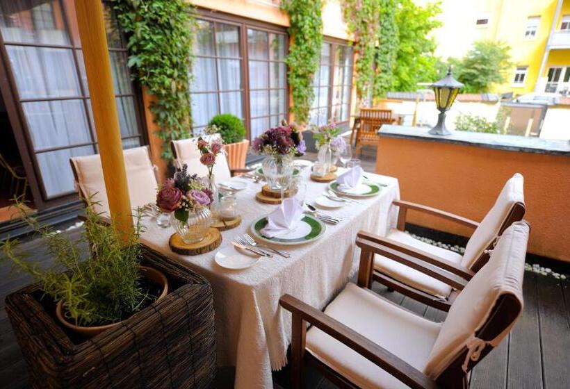 בית מלון כפרי Bayerischer Hof