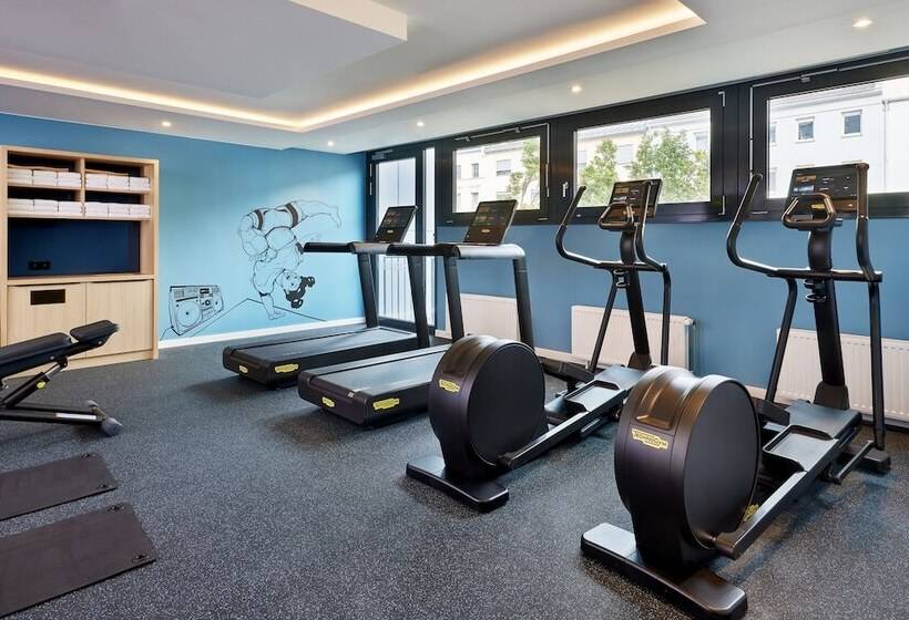 בית מלון כפרי Residence Inn By Marriott Munich Central