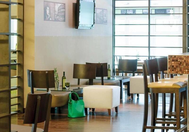 Отель Ibis Styles Regensburg