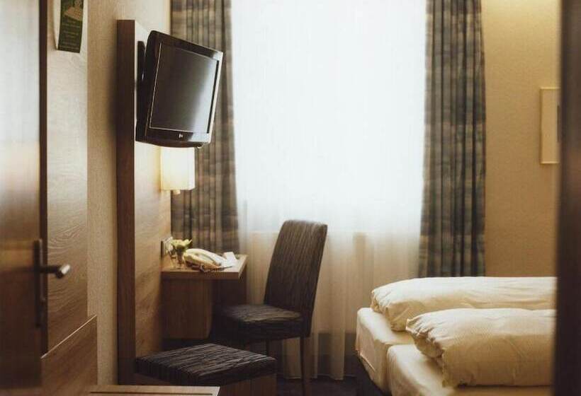 Fotos del hotel Jedermann:  14