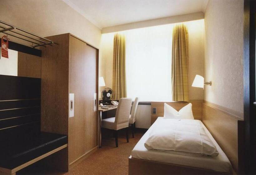 Fotos del hotel Jedermann:  10