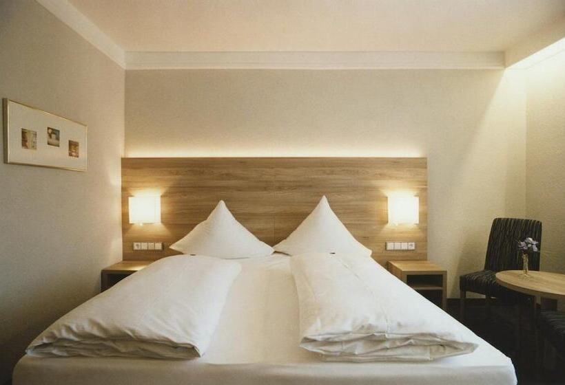 Fotos del hotel Jedermann:  2