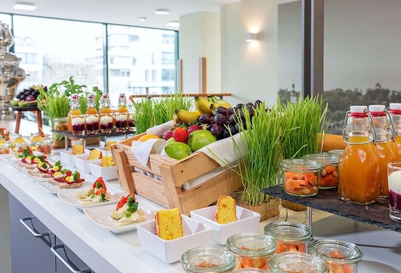 בית מלון כפרי NH Erlangen