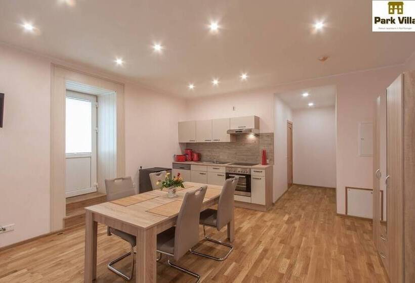 فندق Park Villa Apartments