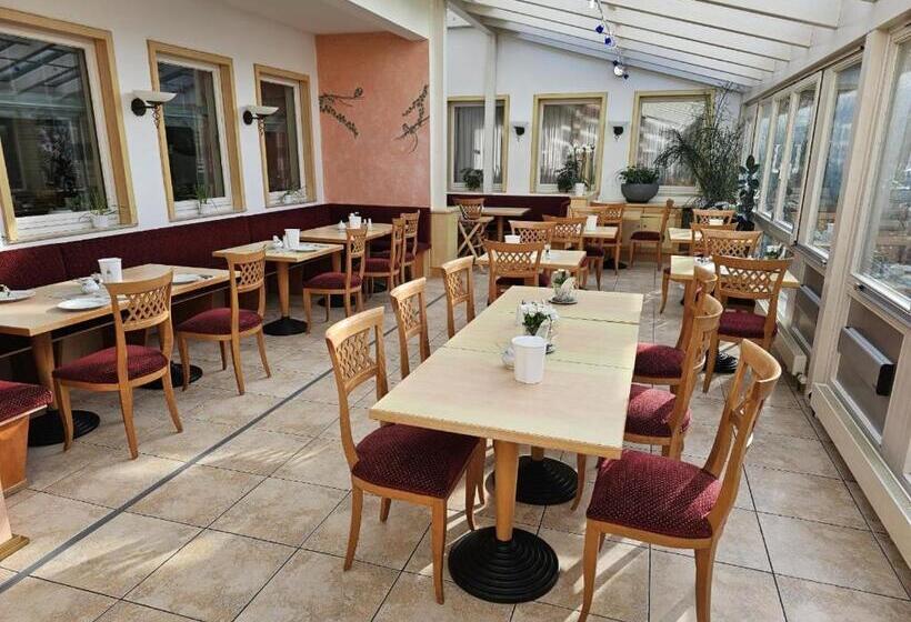 בית מלון כפרי Tennenloher Hof