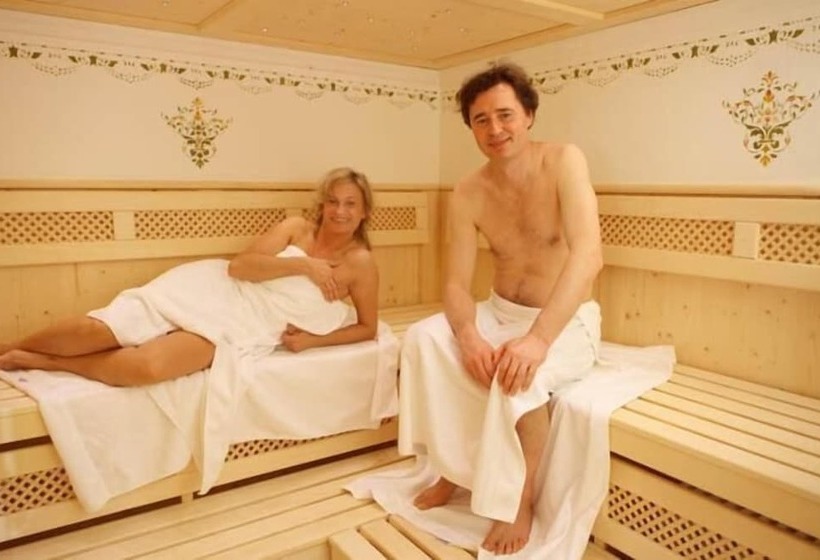 Wellness Privathotel Post An Der Therme