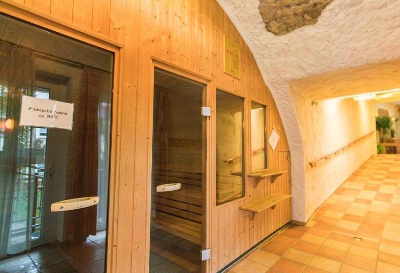 Отель Wilder Mann