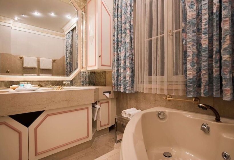 هتل Wyndham Grand Bad Reichenhall Axelmannstein