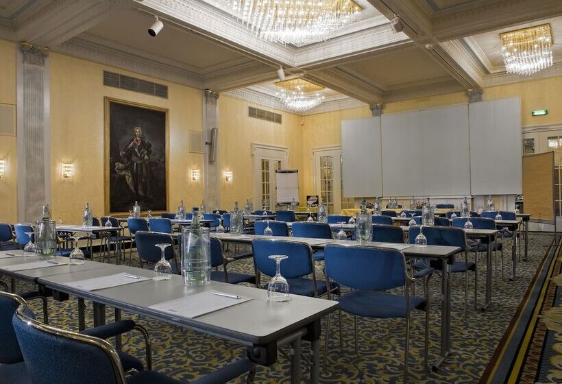 هتل Wyndham Grand Bad Reichenhall Axelmannstein