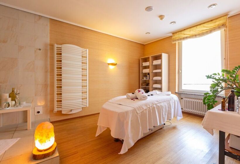 هتل Wyndham Grand Bad Reichenhall Axelmannstein