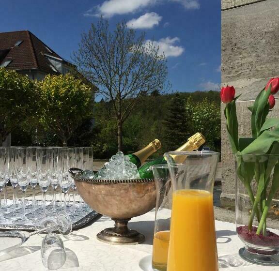 فندق Zur Schönen Aussicht