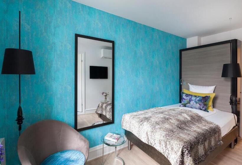 Fotos del hotel Andersen Boutique:  2