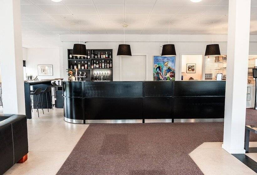 هتل Herning