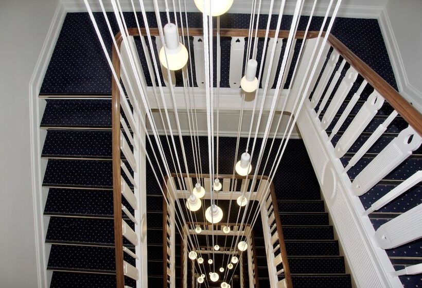 Fotos del hotel Savoy:  4