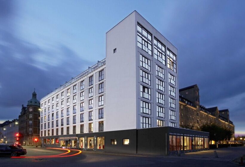 هتل Scandic Front