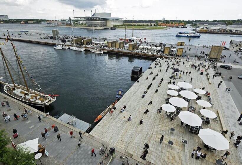 هتل Scandic Front