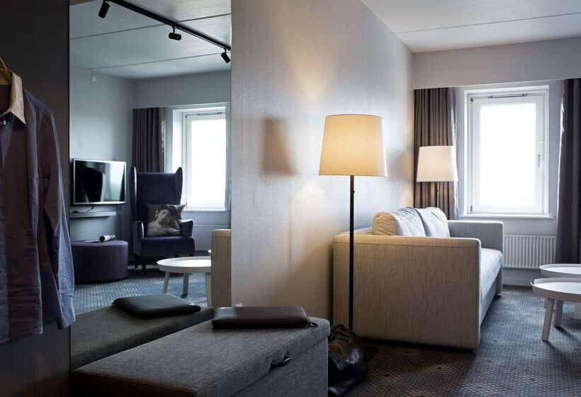 هتل Scandic Regina