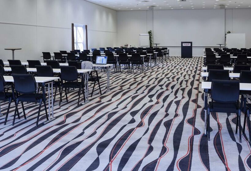 هتل Scandic Roskilde Park