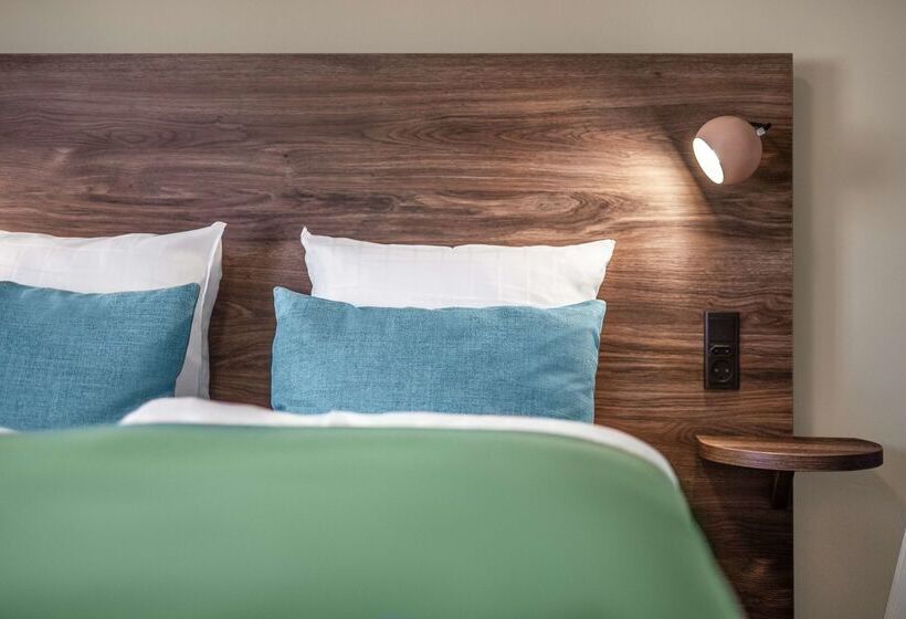 Quality Hotel The Reef