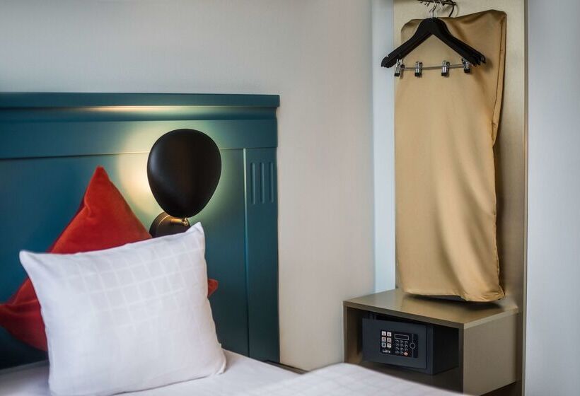 هتل Scandic Webers