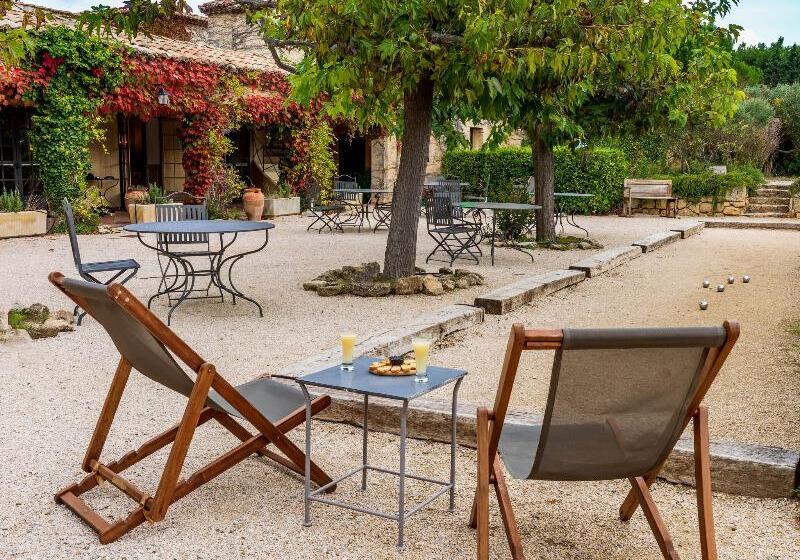 Garrigae Abbaye De Sainte Croix Hotel Et Table Provencale D Elegance