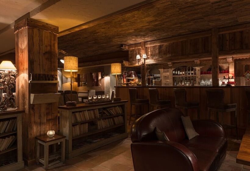 هتل Hôtel Au Chamois D Or By Les Etincelles