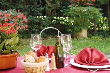هتل Auberge Bourrelly