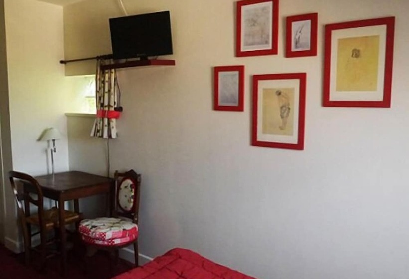 هتل Auberge Du Puits