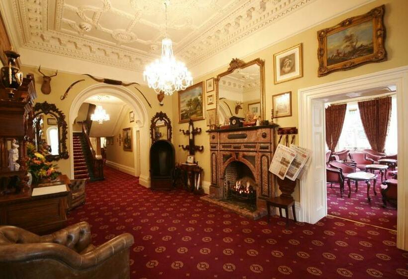 فندق Finnstown Castle