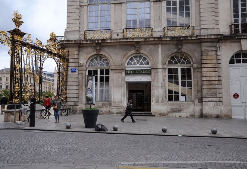 Hotel Grand  De La Reine  Place Stanislas