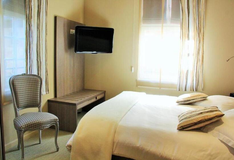 هتل Hostellerie Au Cygne