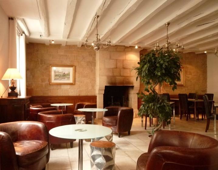 בית מלון כפרי Hôtel Grand Monarque