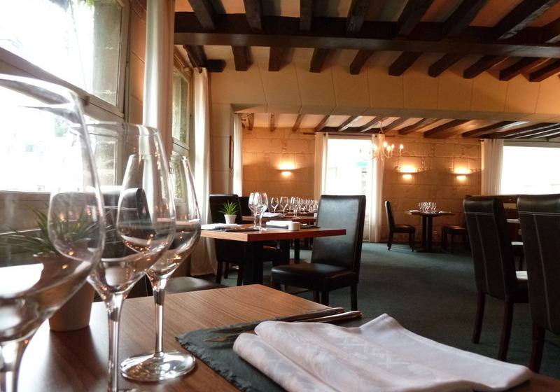 בית מלון כפרי Hôtel Grand Monarque