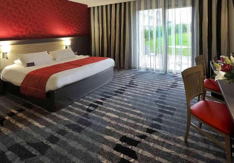 ホテル Hôtel Mercure Rouen Valdereuil