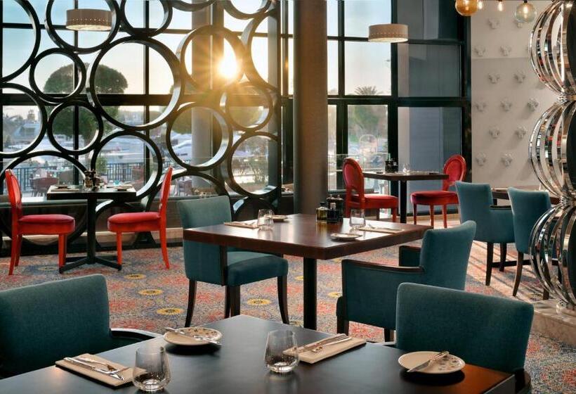 هتل Intercontinental Abu Dhabi, An Ihg